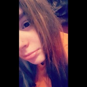 Meet your Posher, Arrisa